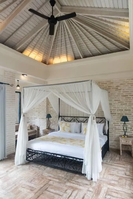 Tyche Villa - Luxury Villa In Seminyak Near Beach