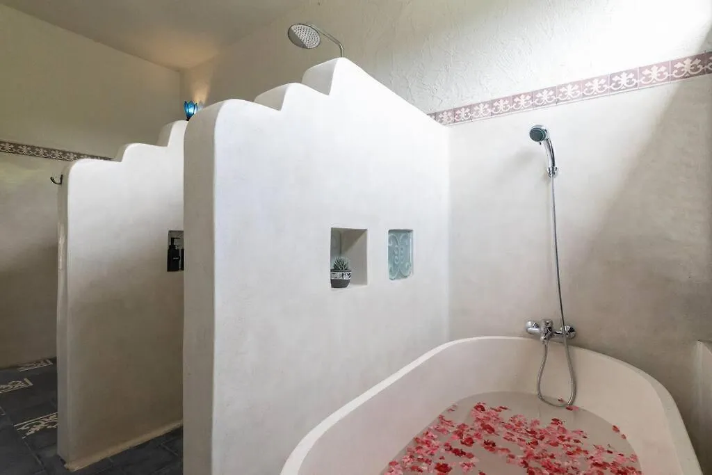 Tyche Villa - Luxury Villa In Seminyak Near Beach