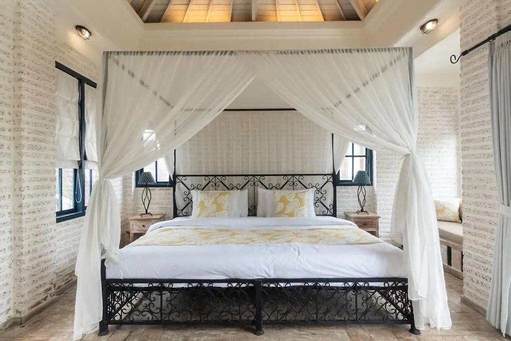 Tyche Villa - Luxury Villa In Seminyak Near Beach