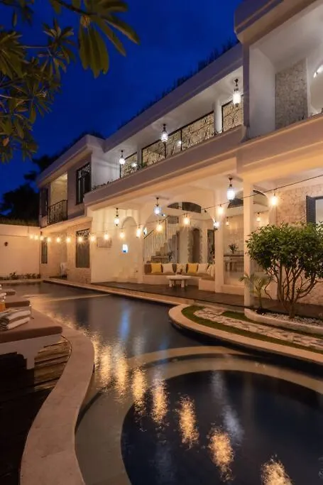 Tyche Villa - Luxury Villa In Seminyak Near Beach